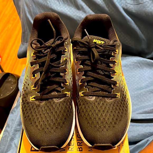 Nike Zoom Pegasus size 10 - Picture 3 of 4